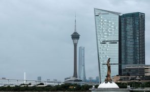 Macau emite alerta mais elevado para super tufão Saola