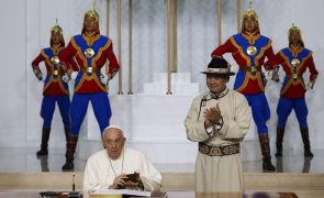Papa defende na Mongólia que governos nada devem temer da Igreja Católica
