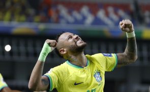 Brasil vence Bolívia, Neymar ultrapassa Pelé como melhor marcador
