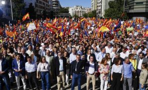 PP junta milhares em Madrid contra alianças de Sánchez com separatistas