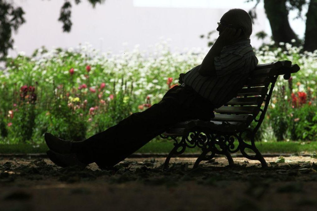 Temperaturas podem chegar aos 37 graus a partir desta 6.ª feira