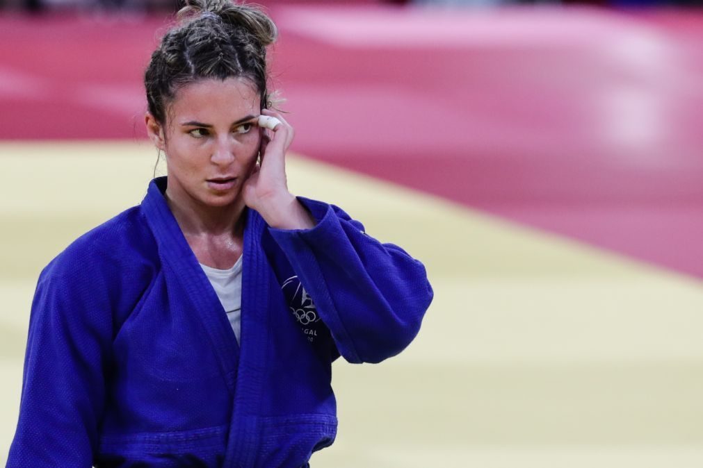 Dia desgastante termina com quinto lugar para Bárbara Timo nos Europeus de judo