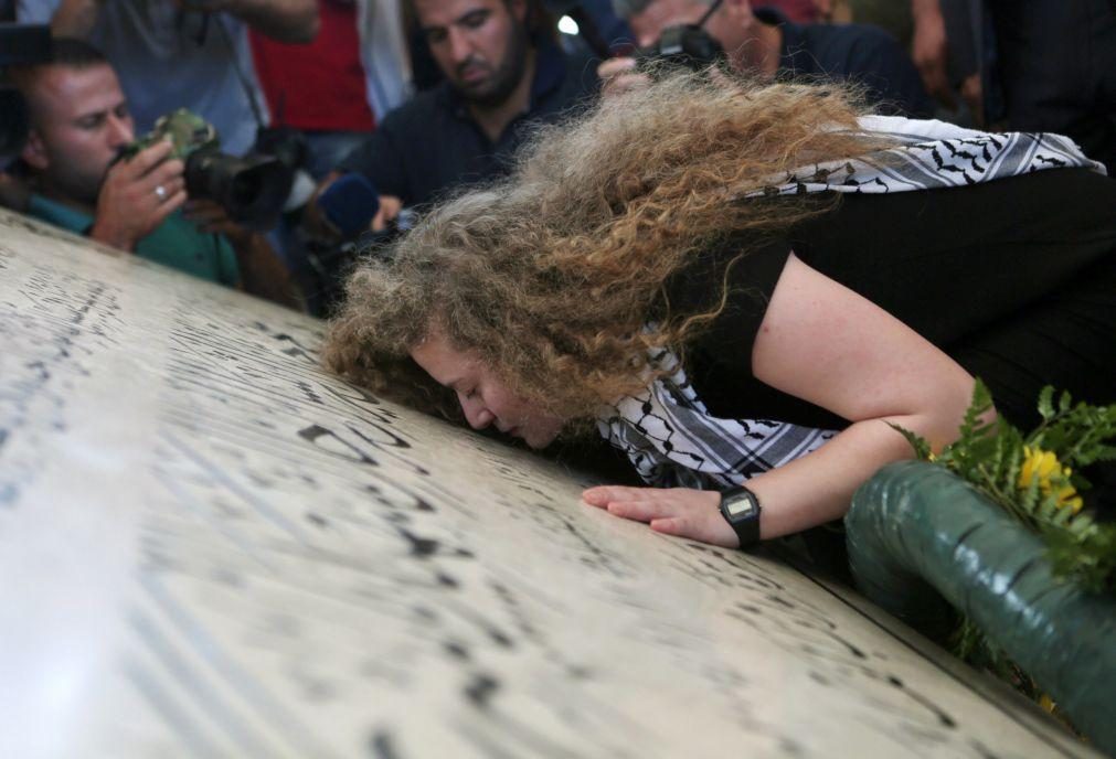 Exército israelita anuncia detenção de Ahed Tamini, ícone da causa palestiniana