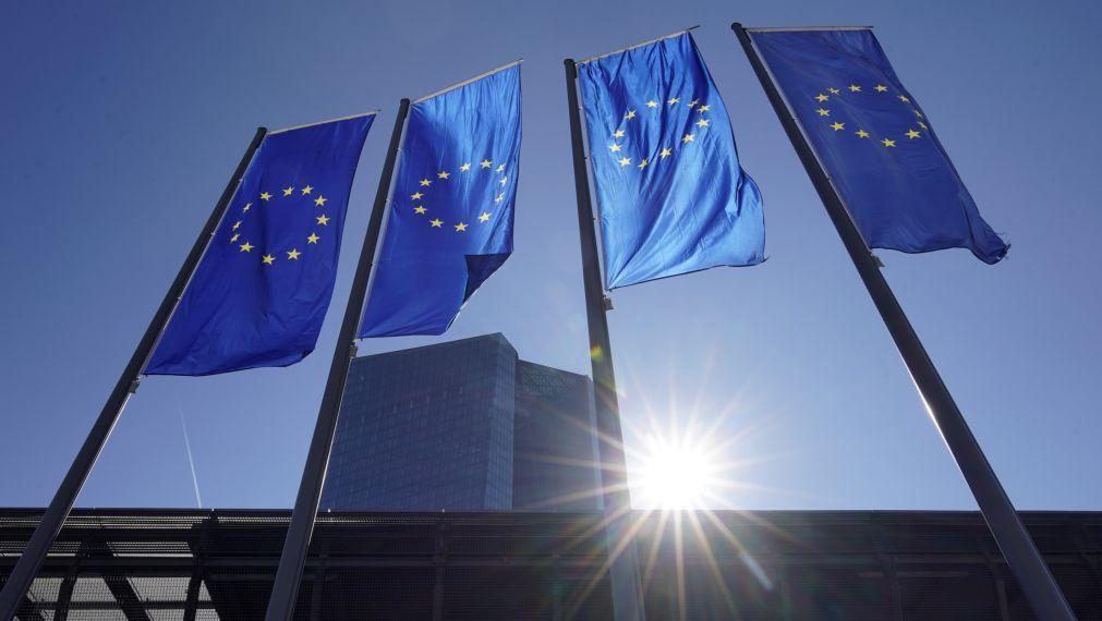UE prolonga regime de sanções por violações dos direitos humanos até 2026