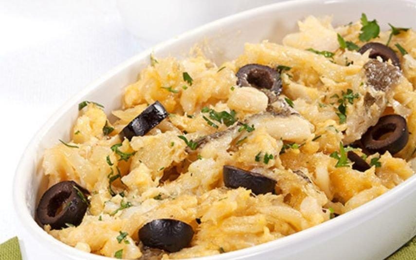 Bacalhau à Brás Aproveite as sobras de bacalhau e delicie-se com o prato típico português