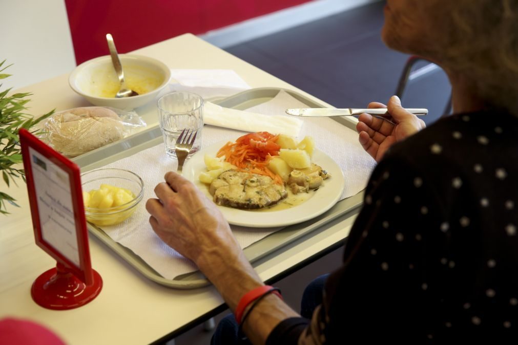 Interpretação do fisco sobre taxa de 23% de IVA nos menus vai ser corrigida