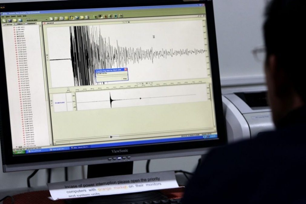 ÚLTIMA HORA Sismo de magnitude 6 registado às 11h20 de Lisboa