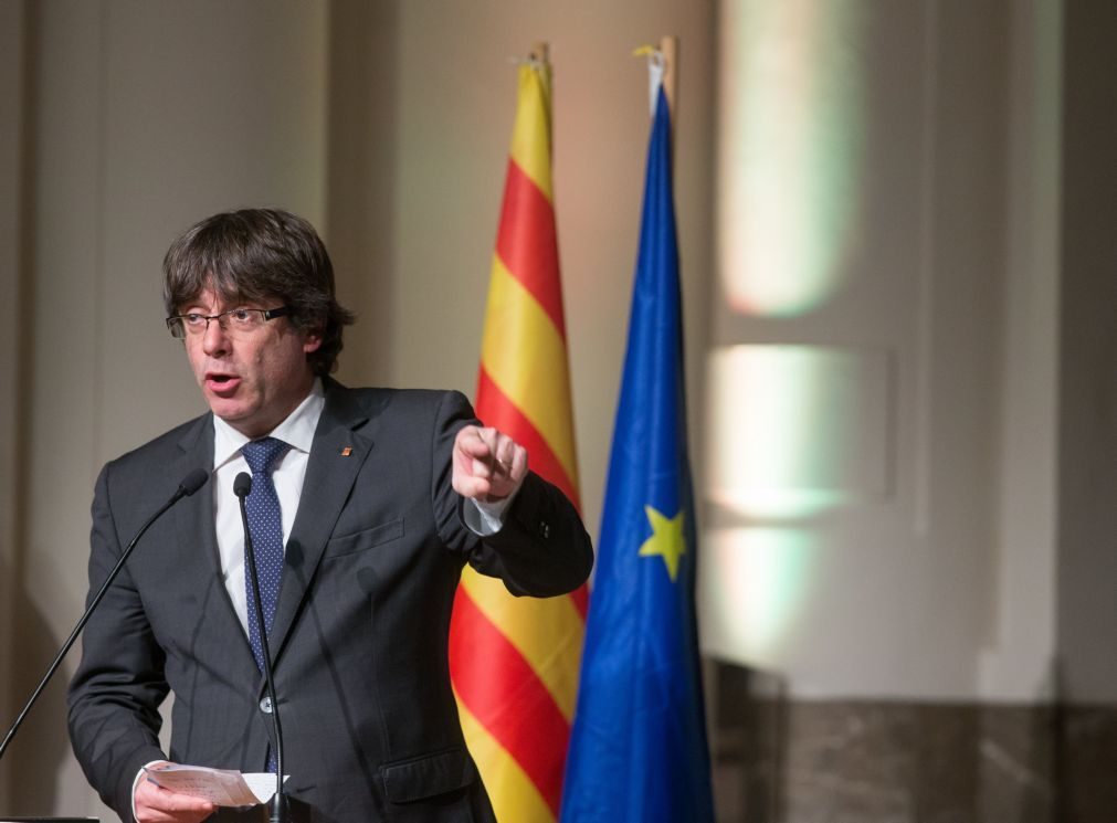 Justiça belga decide a 14 de dezembro sobre extradição de Puigdemont