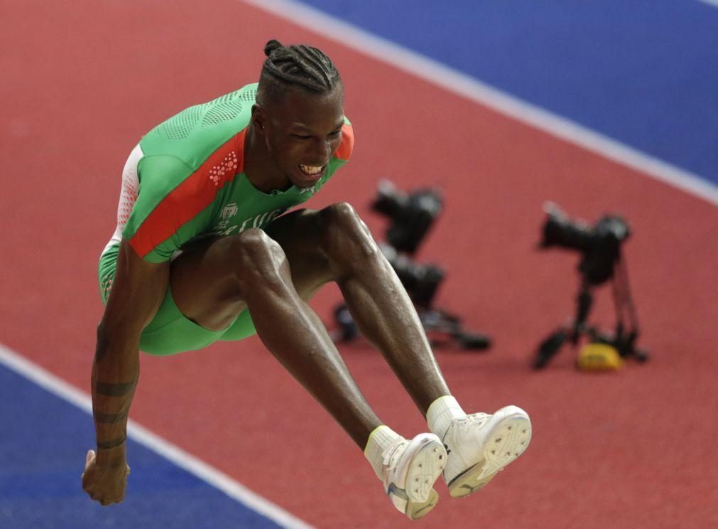 Tiago Luís Pereira conquista bronze no triplo salto dos Mundiais