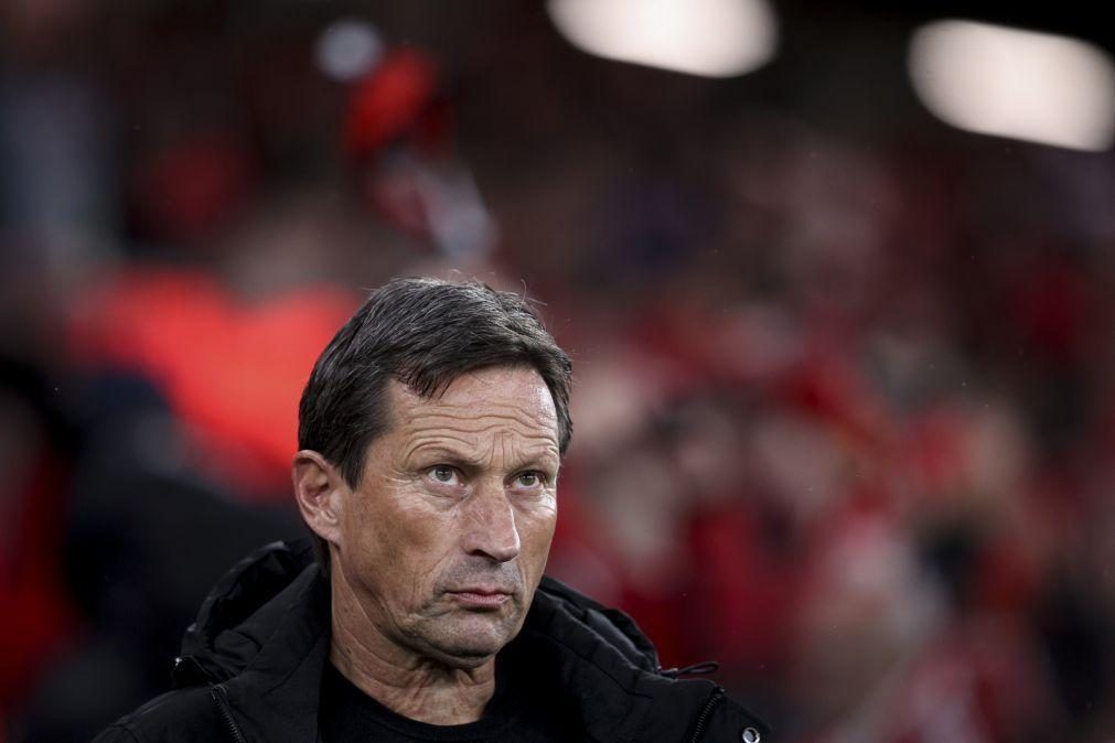 Roger Schmidt admite alguma falta de consistência dos avançados do Benfica