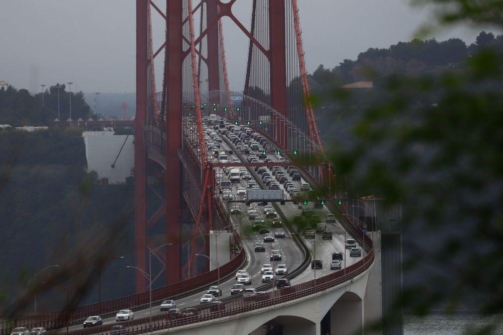 Meia Maratona corta Ponte 25 de Abril no domingo e condiciona zona ribeirinha no sábado