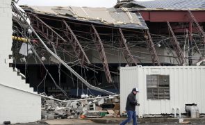 Novo balanço aponta para três mortos e 58 feridos devido a tornados nos EUA