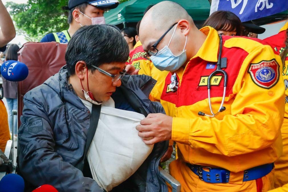 Nove pessoas resgatadas de um túnel após sismo em Taiwan