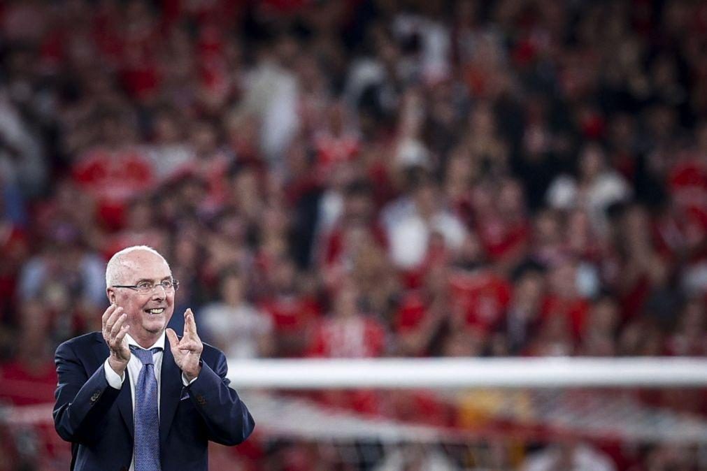 LE: Sven-Göran Eriksson homenageado ao intervalo do jogo Benfica-Marselha