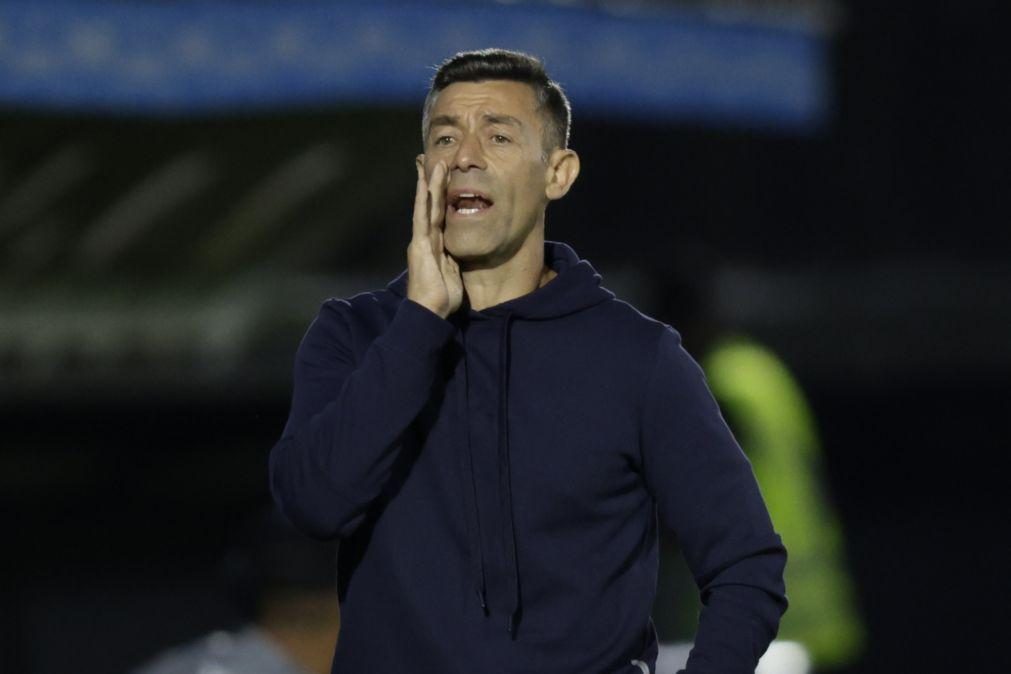 Bragantino, de Pedro Caixinha, empata e perde liderança no Brasileirão