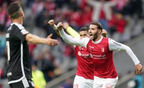 Sporting de Braga vence Casa Pia e continua na perseguição ao FC Porto