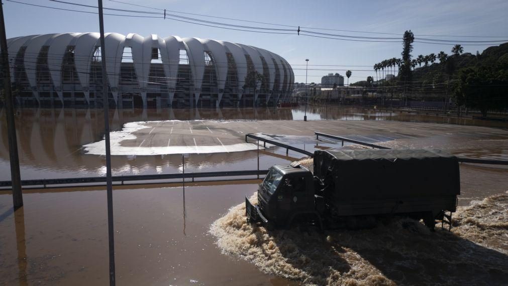 Chuvas já deixaram mais de 100 mortos no sul do Brasil