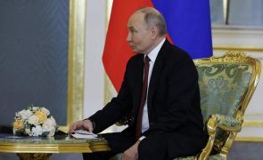 Putin declara que forças nucleares da Rússia estão sempre prontas