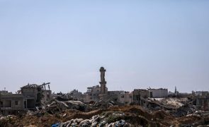 Ataques israelitas fazem dezenas de mortos em Rafah e Gaza