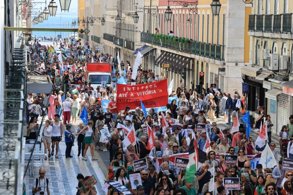 Milhares manifestam-se em Lisboa em defesa da Palestina e contra genocídio