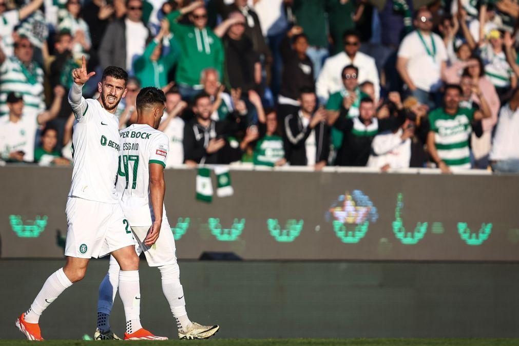 Sporting comemora título com vitória no Estoril