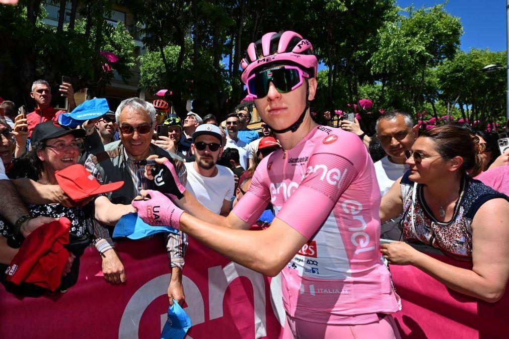 Giro: Tadej Pogacar feliz com arranque 