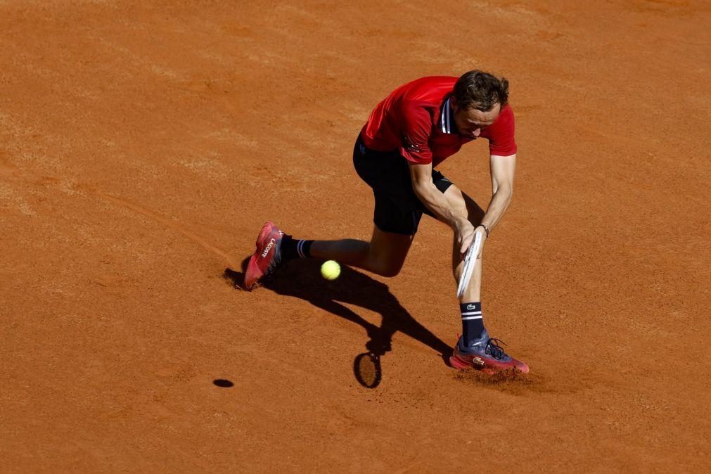 Campeão em título Daniil Medvedev eliminado do Masters 1.000 de Roma em ténis