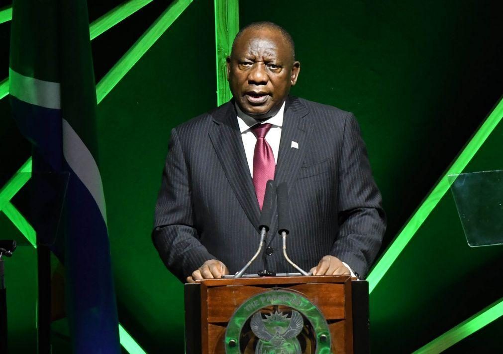 Presidente sul-africano promulgou lei de cobertura universal de saúde