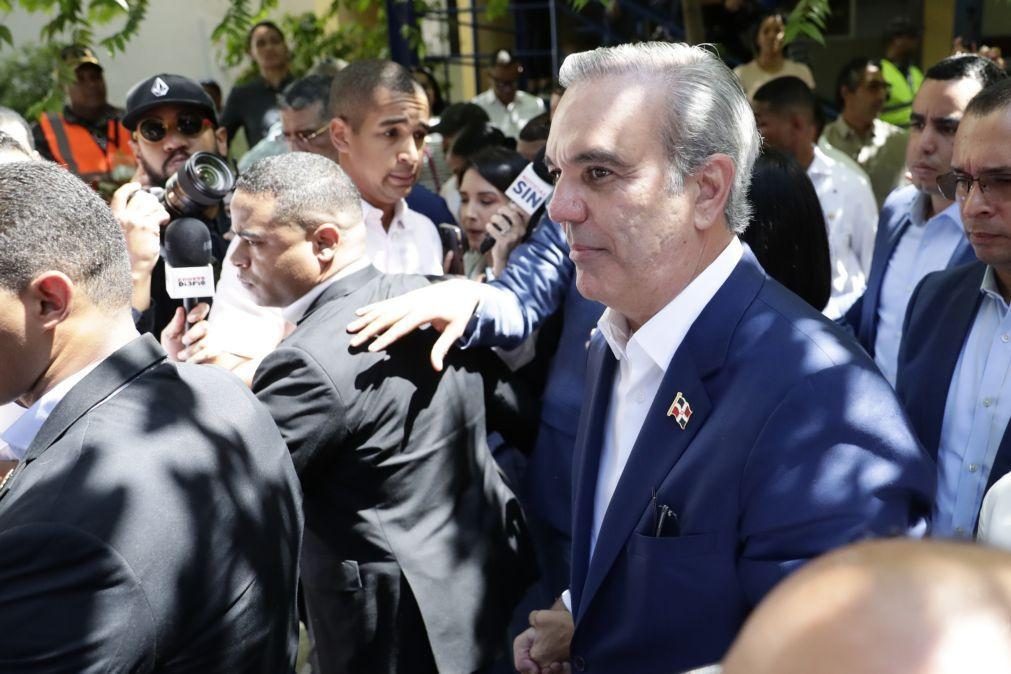 Presidente da República Dominicana reclama reeleição à primeira volta