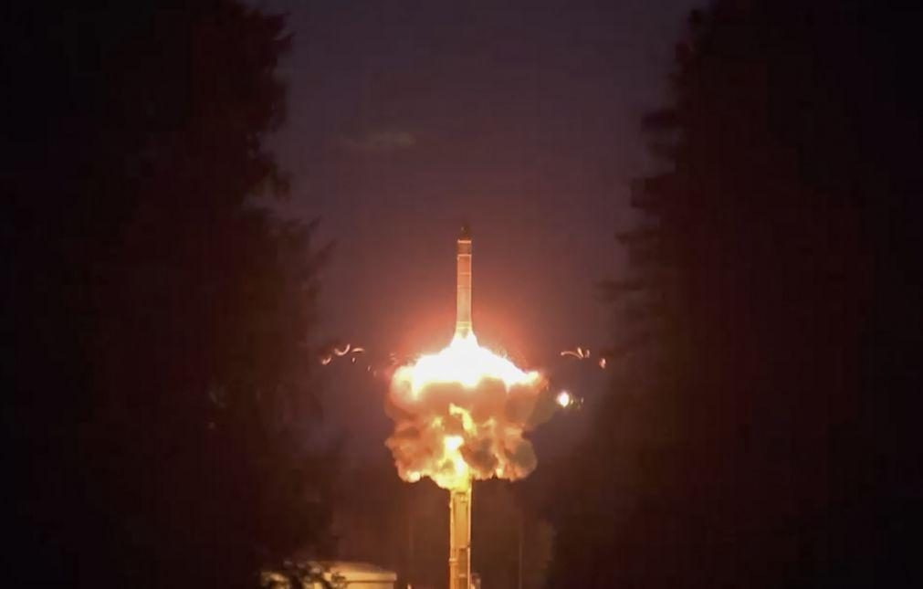 Rússia inicia exercício com armas nucleares táticas