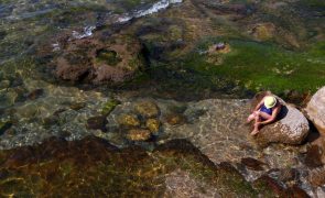 Praia da Parede em Cascais interditada a banhos