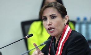 Procuradora-geral do Peru demitida por interferir em investigação à irmã