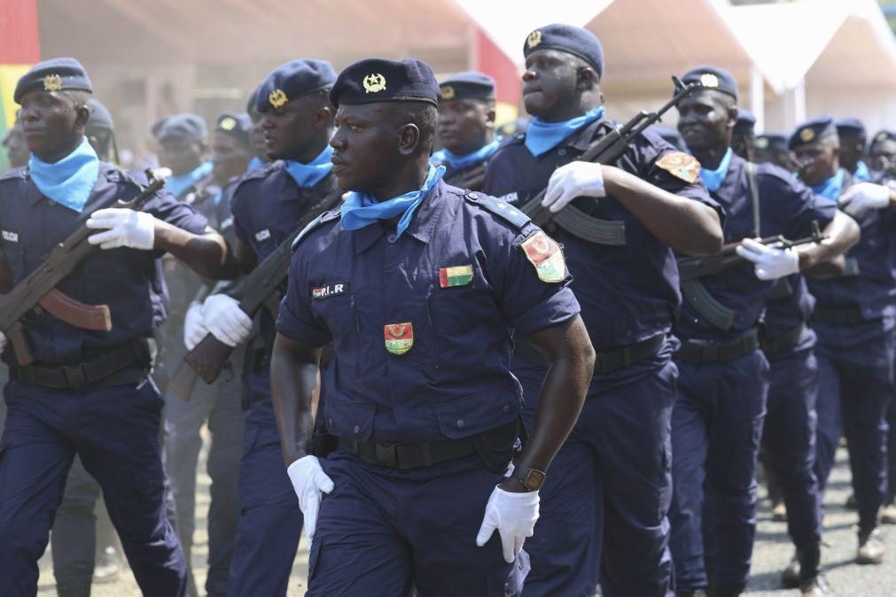 Polícia guineense dispersa grupo que manifestava apoio a ativistas detidos