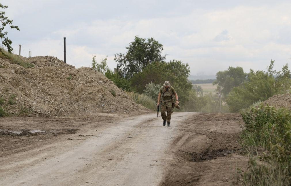 Rússia reivindica controlo da aldeia de Berestove