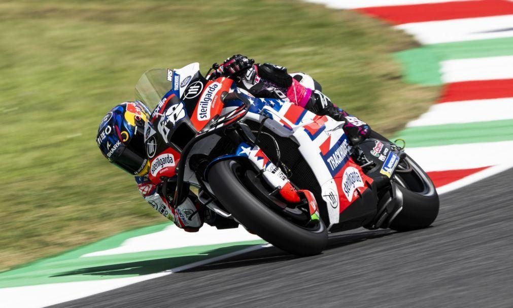 Miguel Oliveira sofre queda e desiste da corrida sprint do GP de Itália