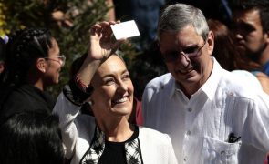 Candidata do partido no poder em vantagem nas presidenciais no México