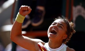 Italiana Jasmine Paolini apura-se para as meias-finais de Roland Garros