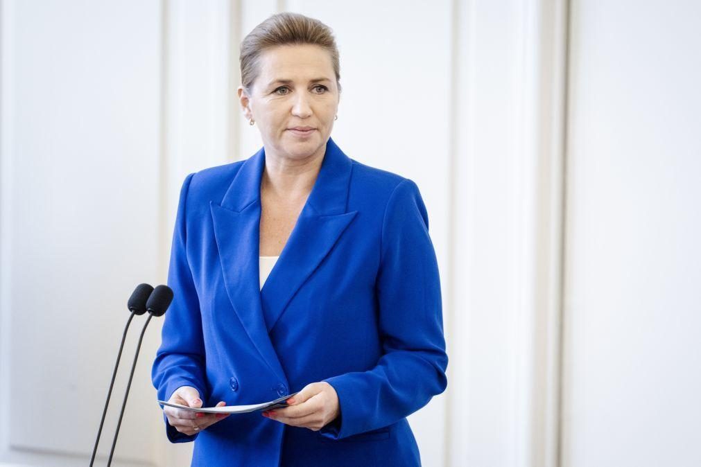 Suspeito de atacar primeira-ministra dinamarquesa fica em prisão preventiva