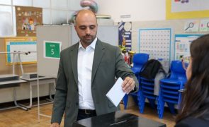 Candidato do PAN apela à mobilização e saúda facilidade de votar em qualquer local