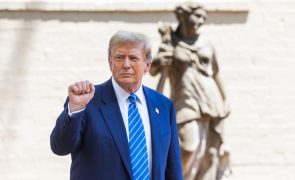 Trump visita Capitólio pela primeira vez desde ataque de 06 de janeiro de 2021