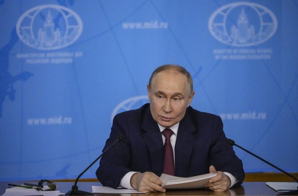 Putin considera um roubo utilização de ativos russos congelados