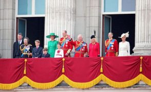 Família Real Britânica - Celebra o Dia do Pai com fotos encantadoras