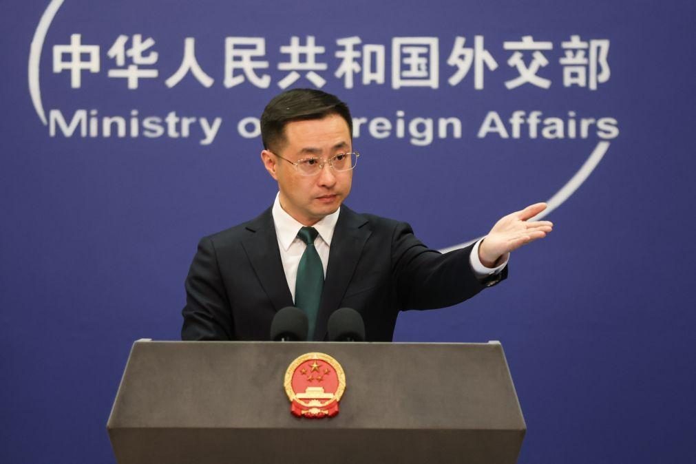 China acusa NATO de provocar discórdia quanto à Ucrânia