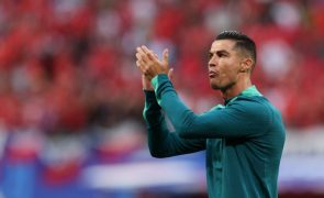 Ronaldo primeiro futebolista de sempre a jogar em seis Europeus
