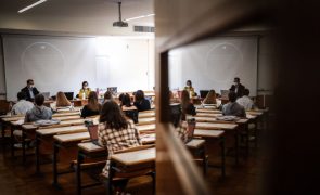 Abandono voltou a subir no ensino superior público e continua mais alto nos politécnicos