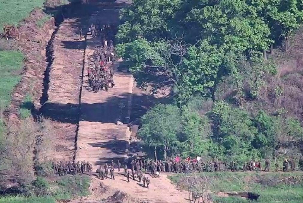 Coreia do sul dispara tiros depois de soldados norte-coreanos atravessarem fronteira