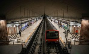 Linhas Vermelha e Verde do metro de Lisboa abertas até às 02:30 no fim de semana