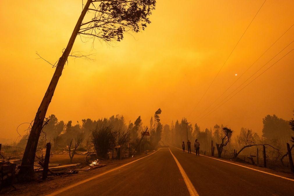 Incêndios florestais extremos duplicaram nos últimos 20 anos em todo o mundo