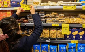 Espanha prolonga alimentos sem IVA até setembro e inclui azeite na medida