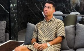Cristiano Ronaldo Ajudou jogadores da Geórgia, em 2013, e agora foi derrotado por eles